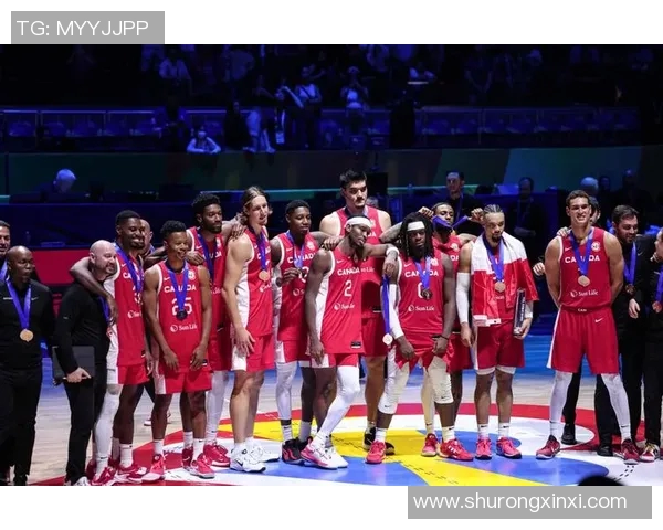 中国国奥男篮迎战加拿大队全力争胜展现青春风采